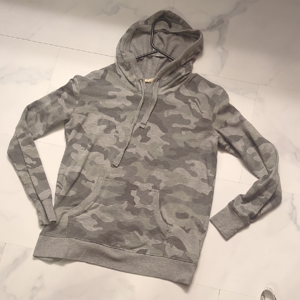 Gray Camouflage  pullover hoodie